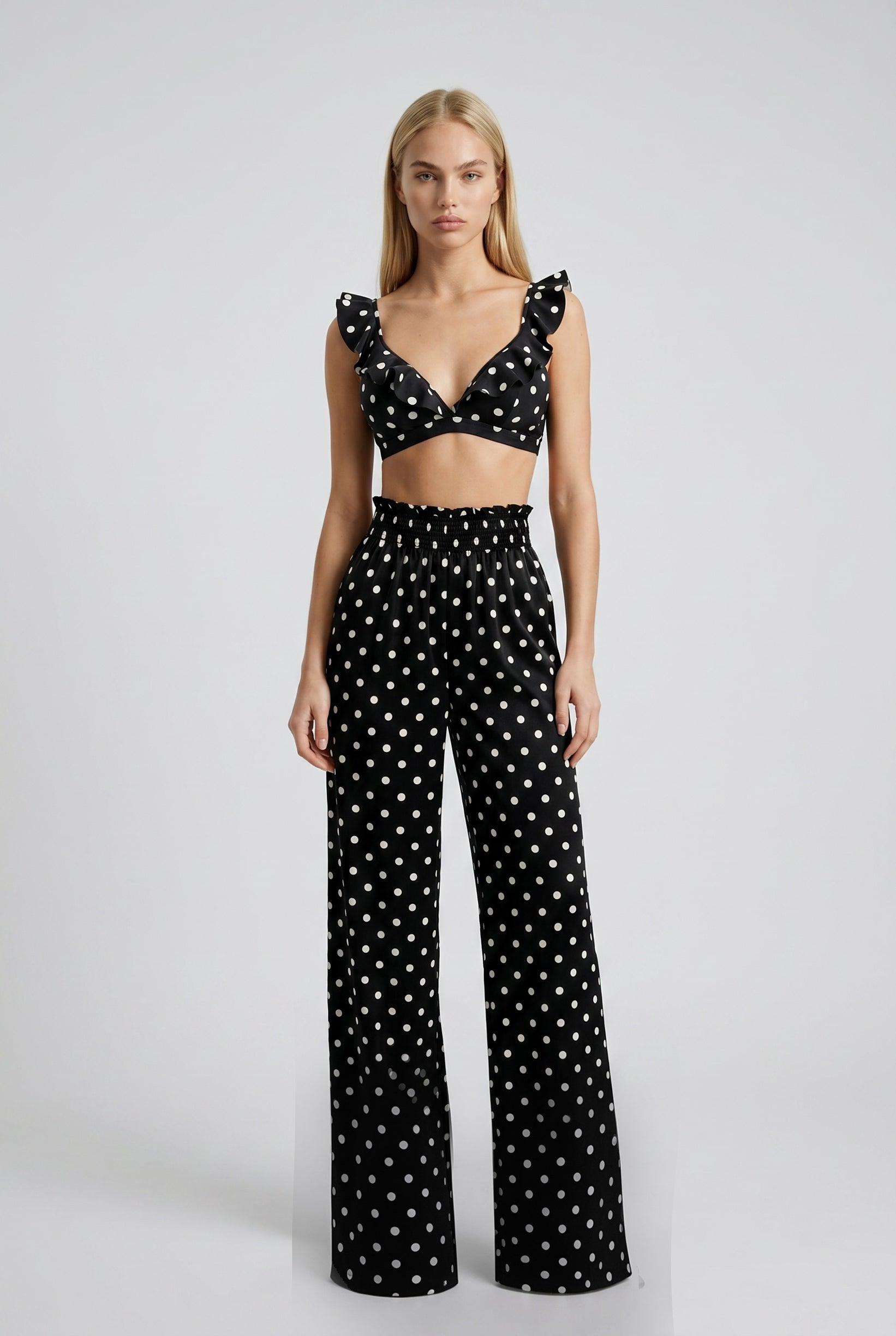 Polka Dots Топ с Волани x Панталони